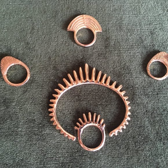 Dream Collective - Golden Rising Sun Ring & Bracelet Set - Picture 2 of 7